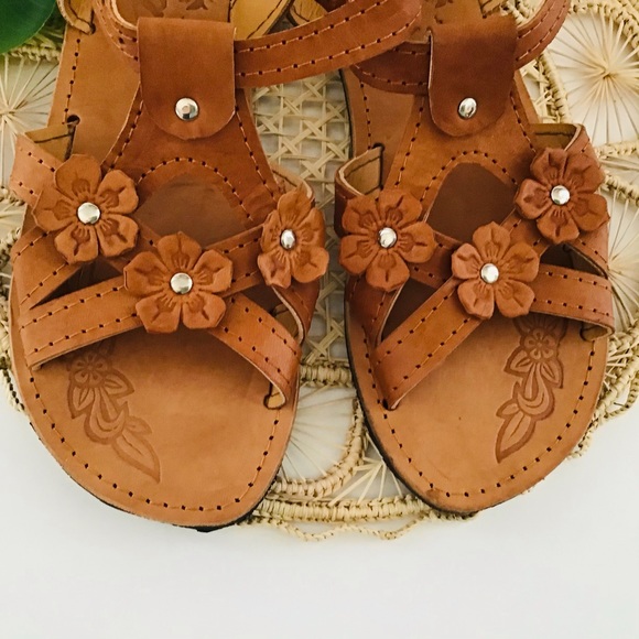 brown leather floral hand made “Cuba” brand sandals EU 39 Poshmark size 8.5-9 - Picture 8 of 11